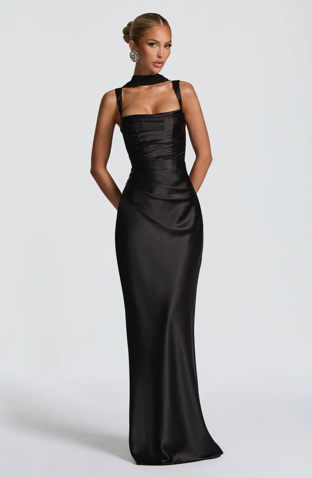 Dorvelli | Women's Maxi Dress – Ruched Waist