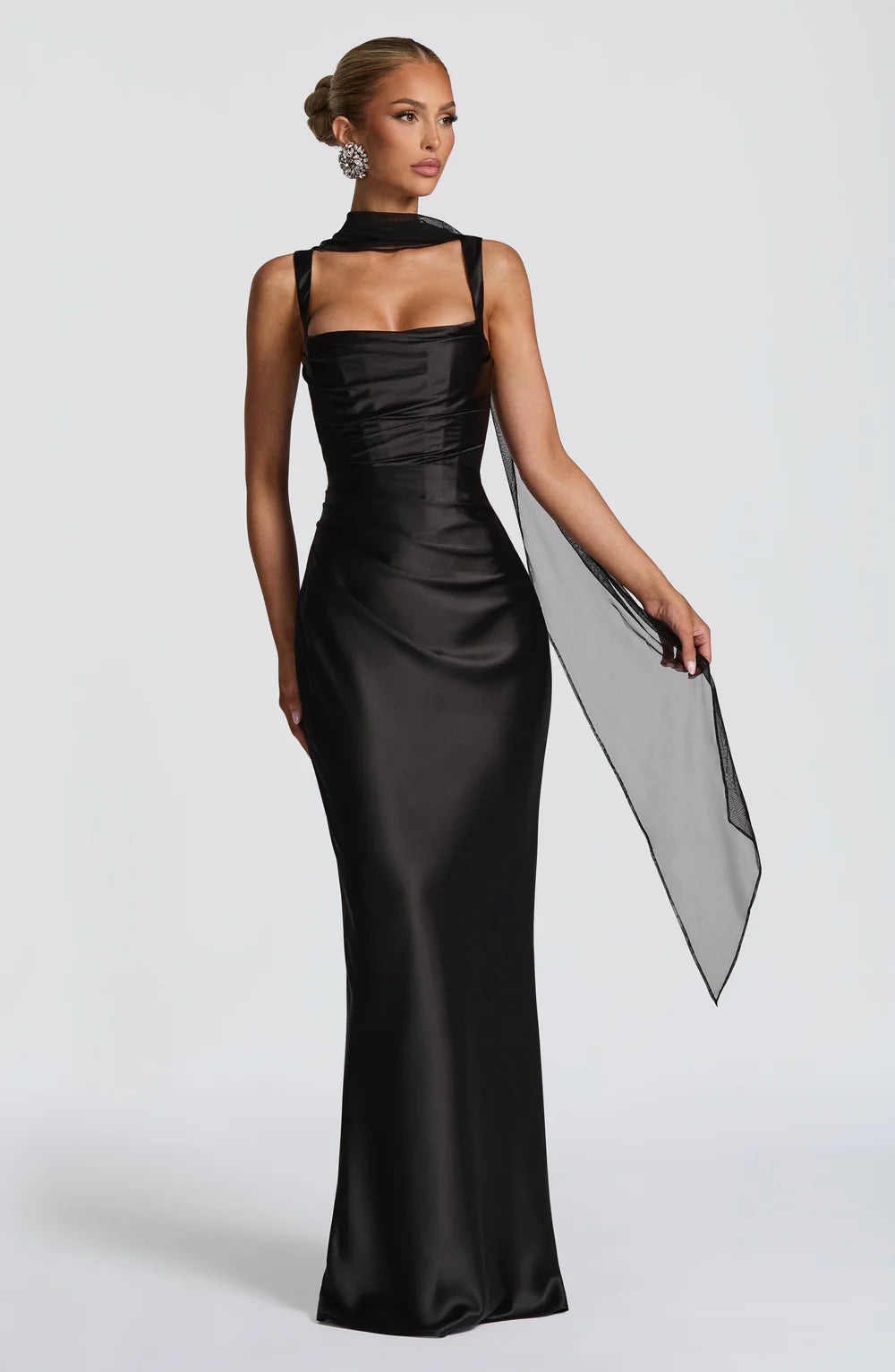 Dorvelli | Women's Maxi Dress – Ruched Waist