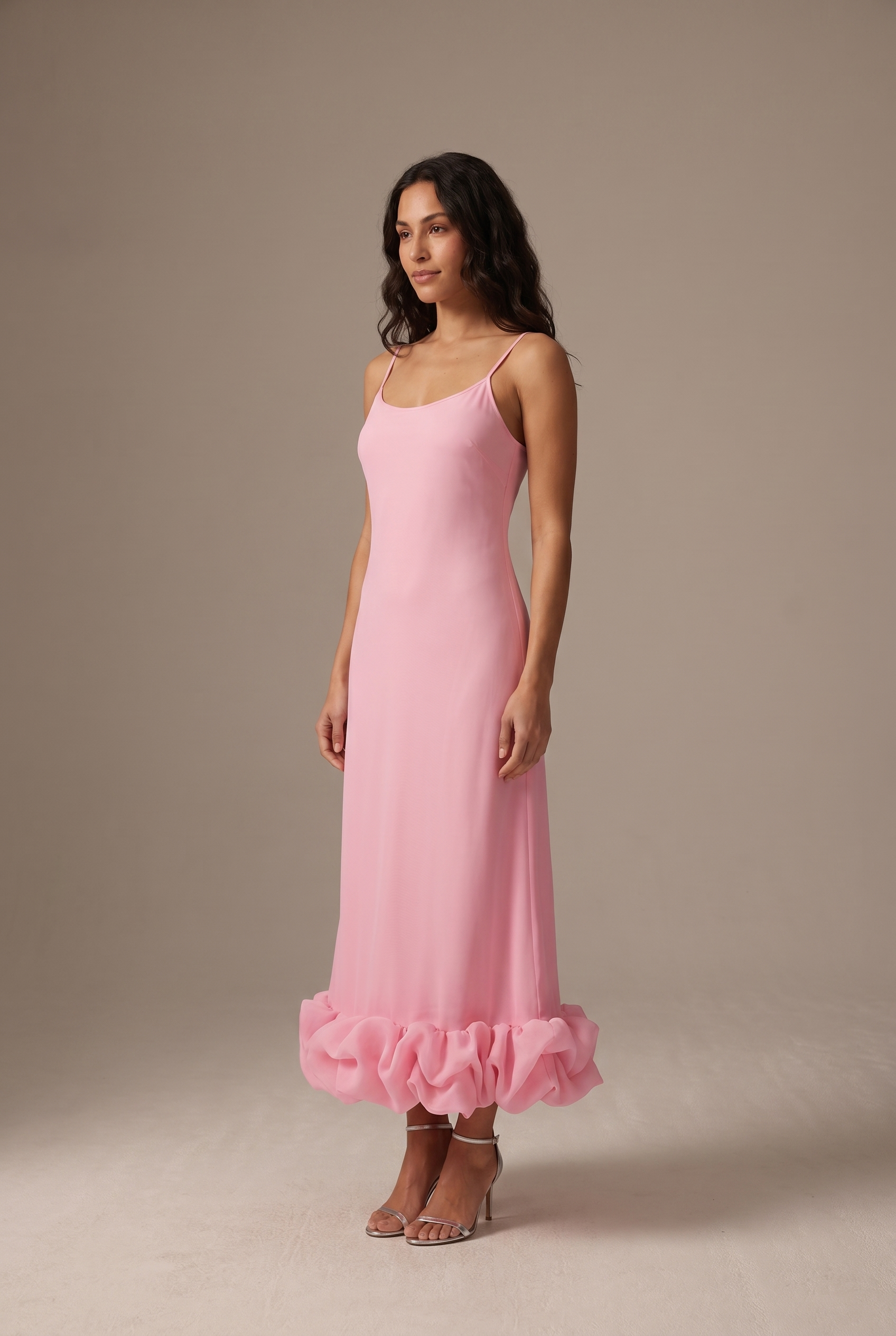 Dorvelli Ruffle-Hem Midi in Pink