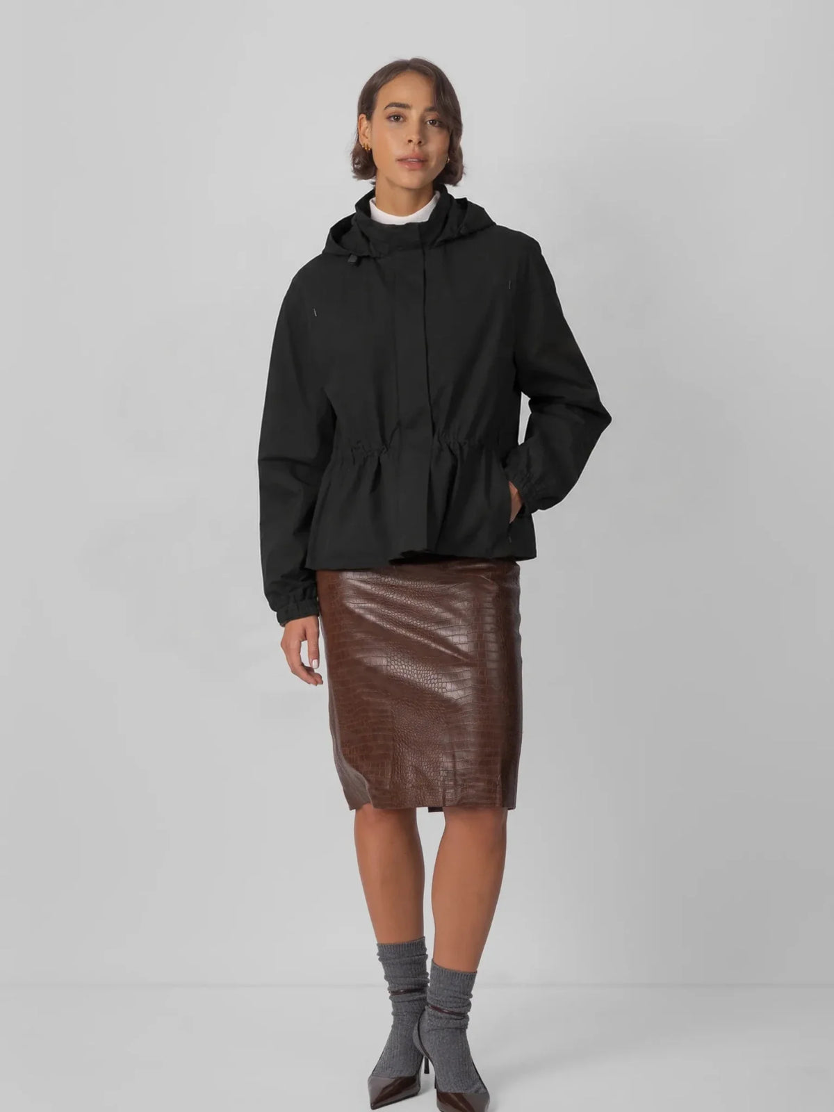 Isaure Drawstring Waist Hooded Rain Jacket – Black