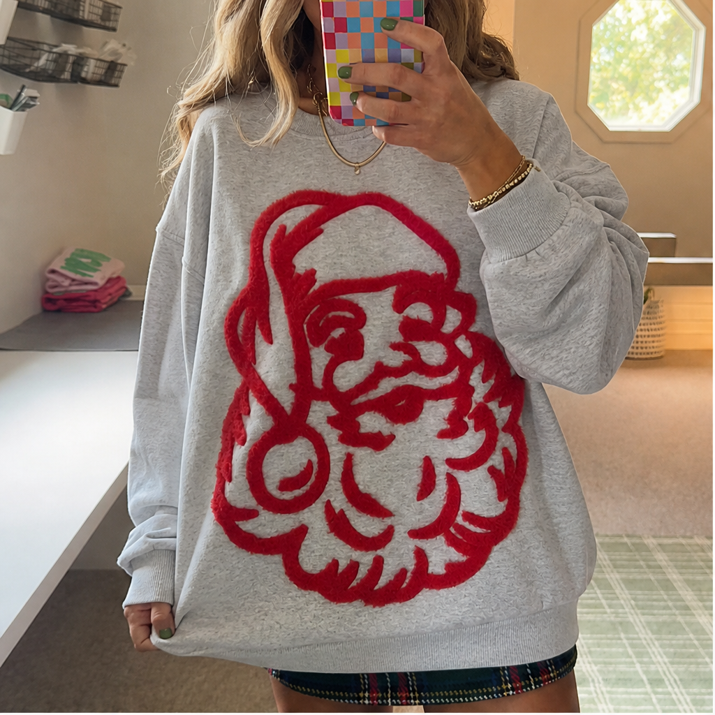 Noelle Oversized Christmas Sweatshirt – Santa Graphic Crew Neck Pullover