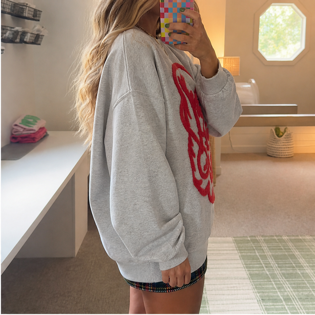 Noelle Oversized Christmas Sweatshirt – Santa Graphic Crew Neck Pullover