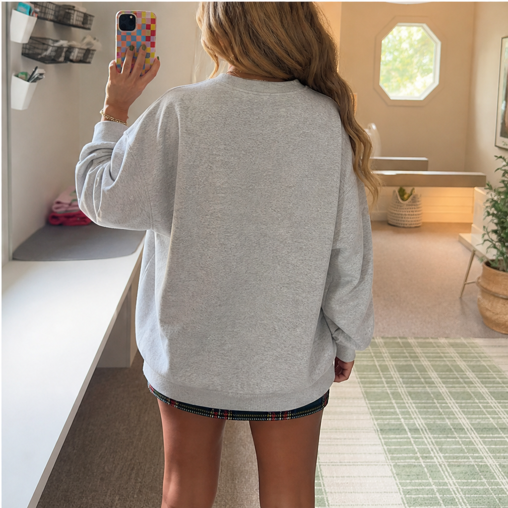 Noelle Oversized Christmas Sweatshirt – Santa Graphic Crew Neck Pullover