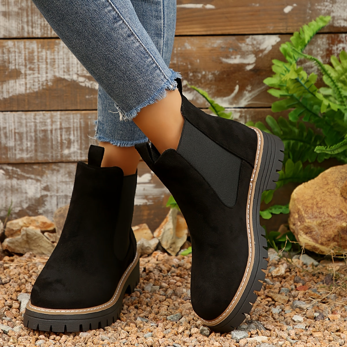 Theodora Classic Chelsea Boots – Women's Elastic Gusset Lug Sole Ankle Boots