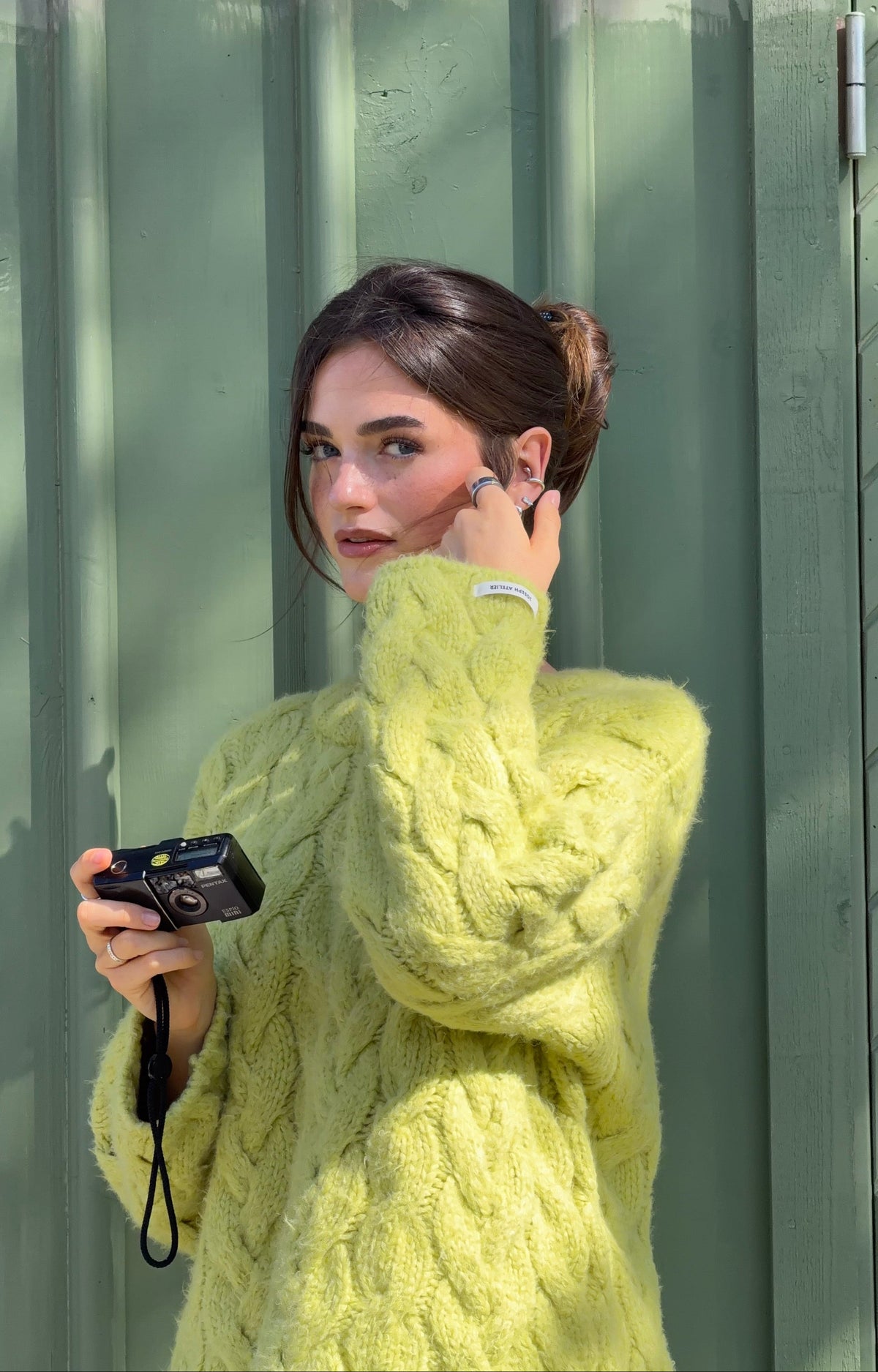 Tobias Classic Cable Knit Jumper - Green