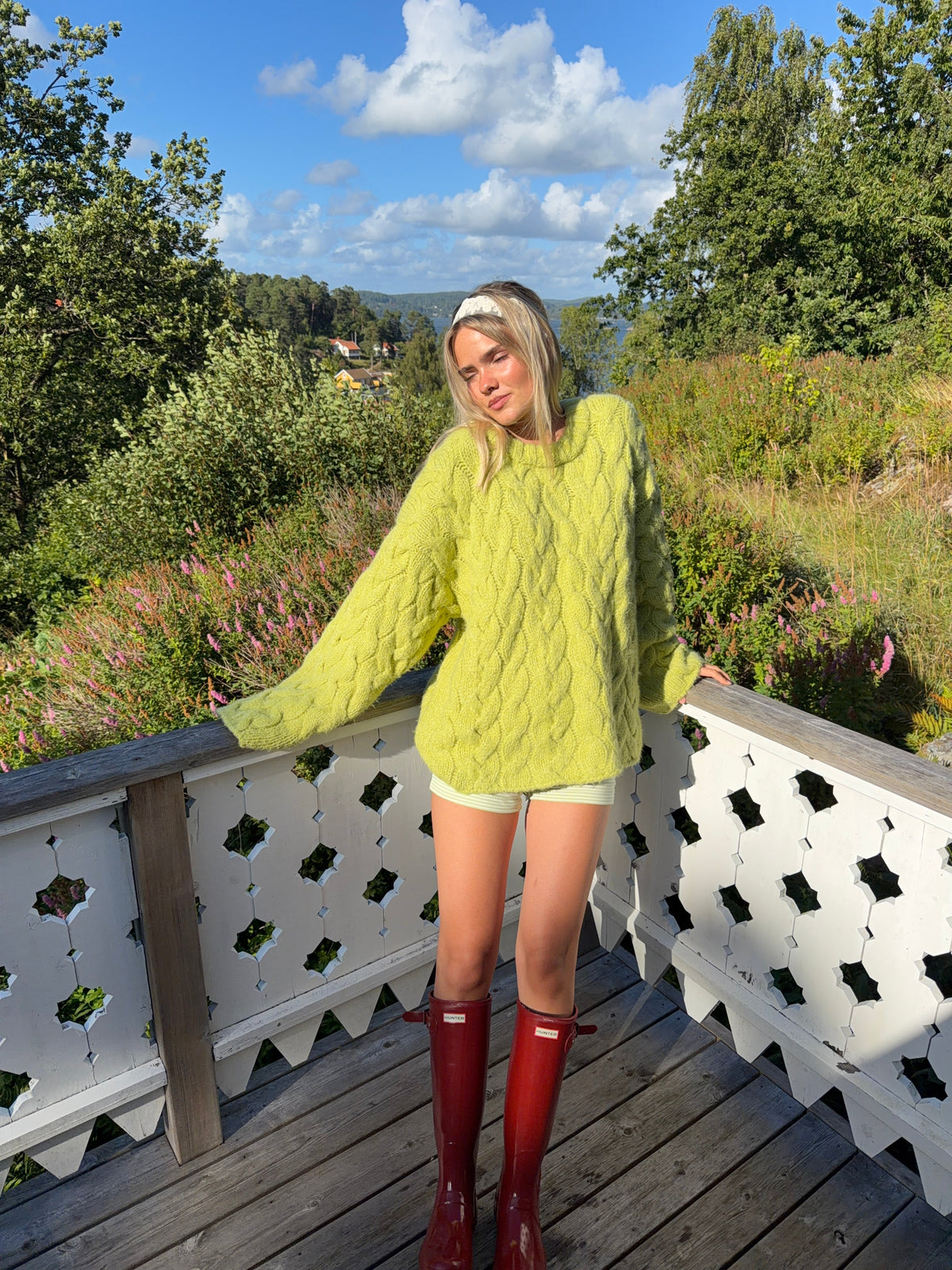Tobias Classic Cable Knit Jumper - Green