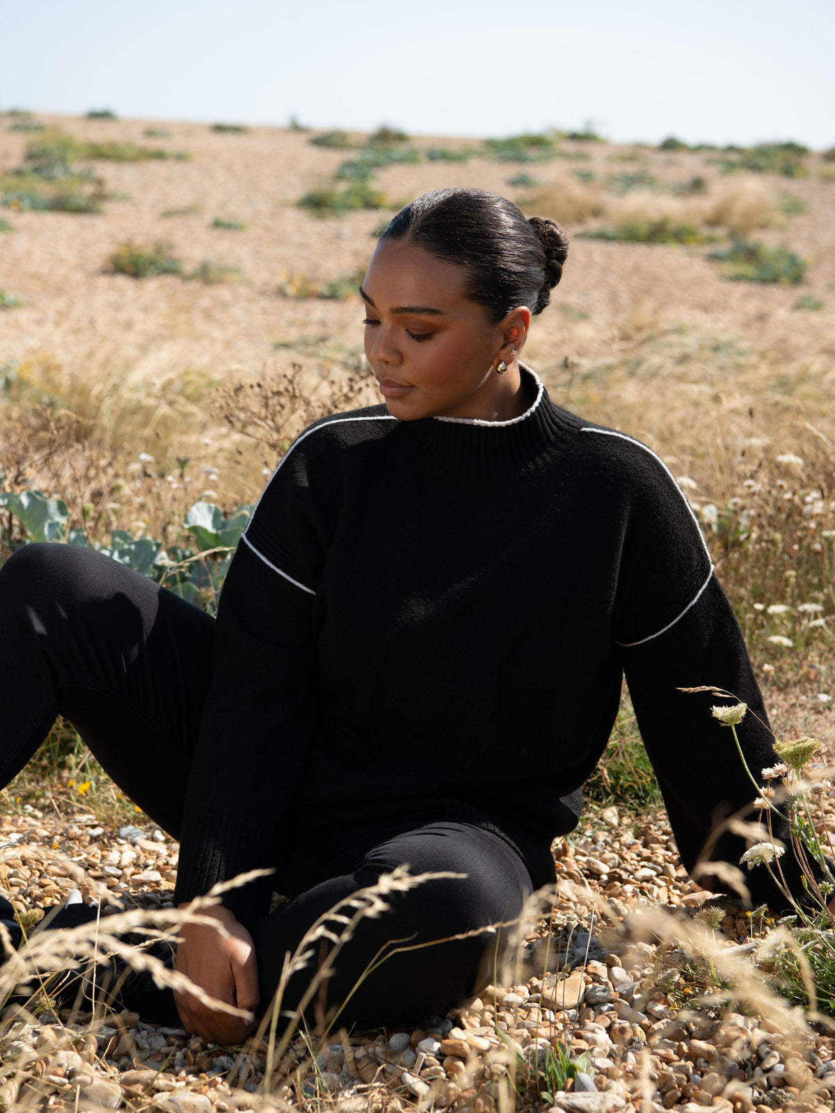 Verity Contrast Tipped Mock Neck Jumper – Black