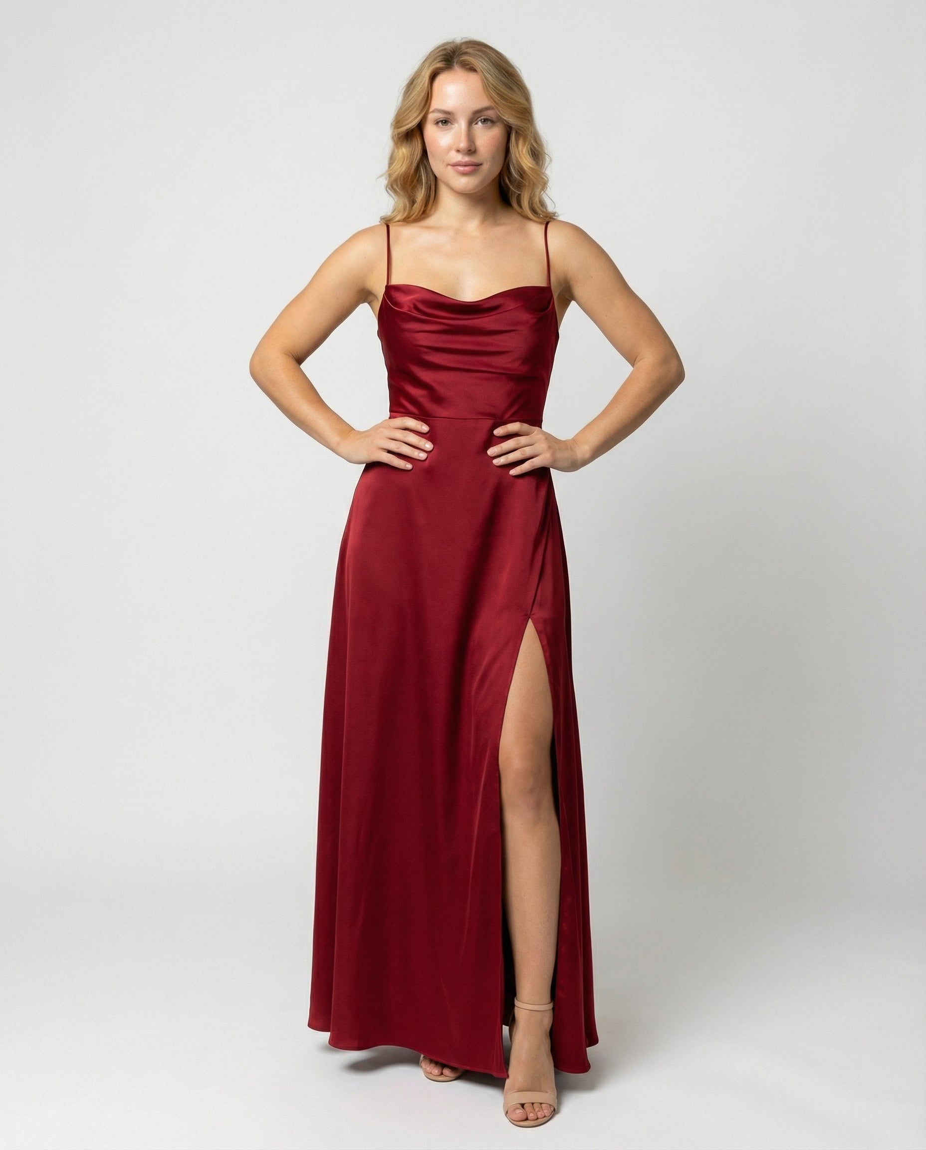 Dorvelli | Women's Maxi Dress – Flowing Leg Slit - Red