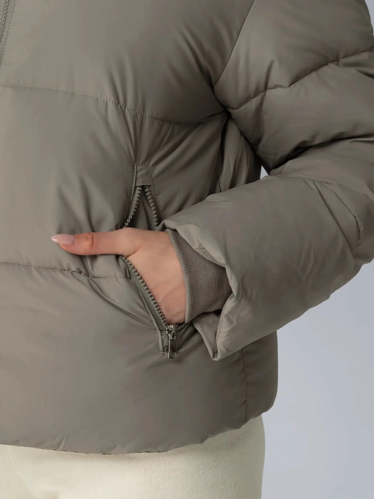 Ysolde Quilted Cropped Puffer Jacket – Taupe